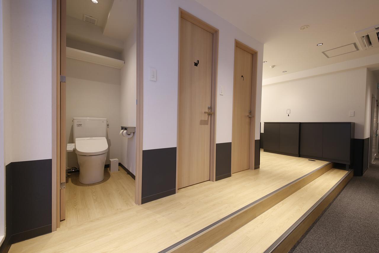 White Hostel Shinsaibashi أوساكا المظهر الخارجي الصورة