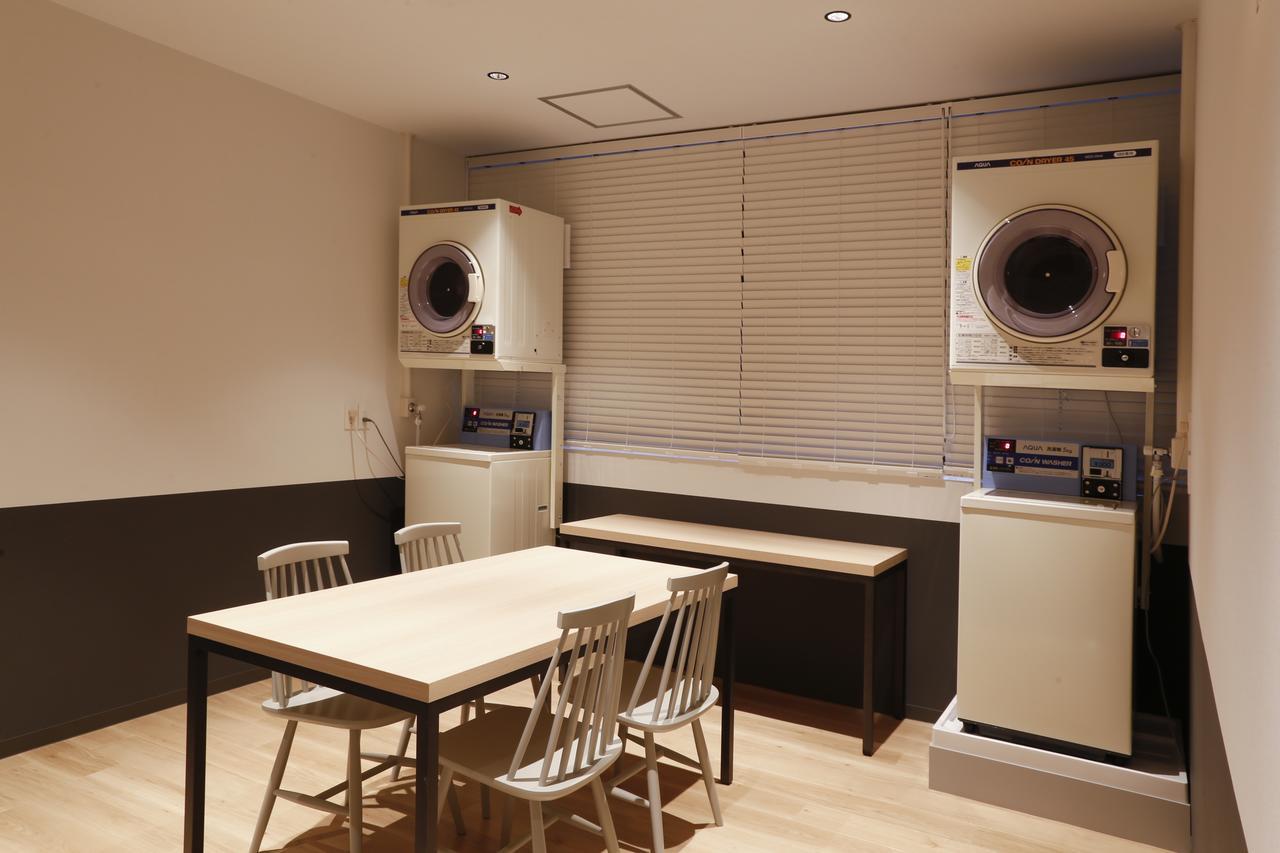 White Hostel Shinsaibashi أوساكا المظهر الخارجي الصورة